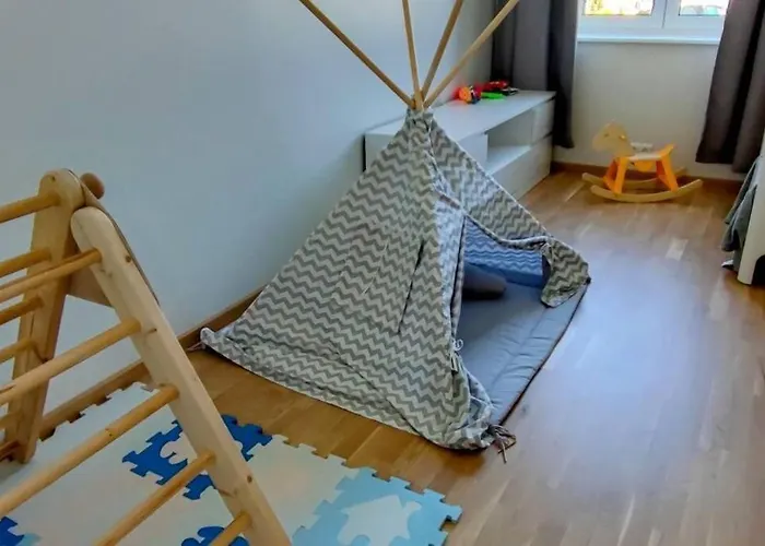 Family Friendly Vacation At Suur-joe Lejlighed Pärnu